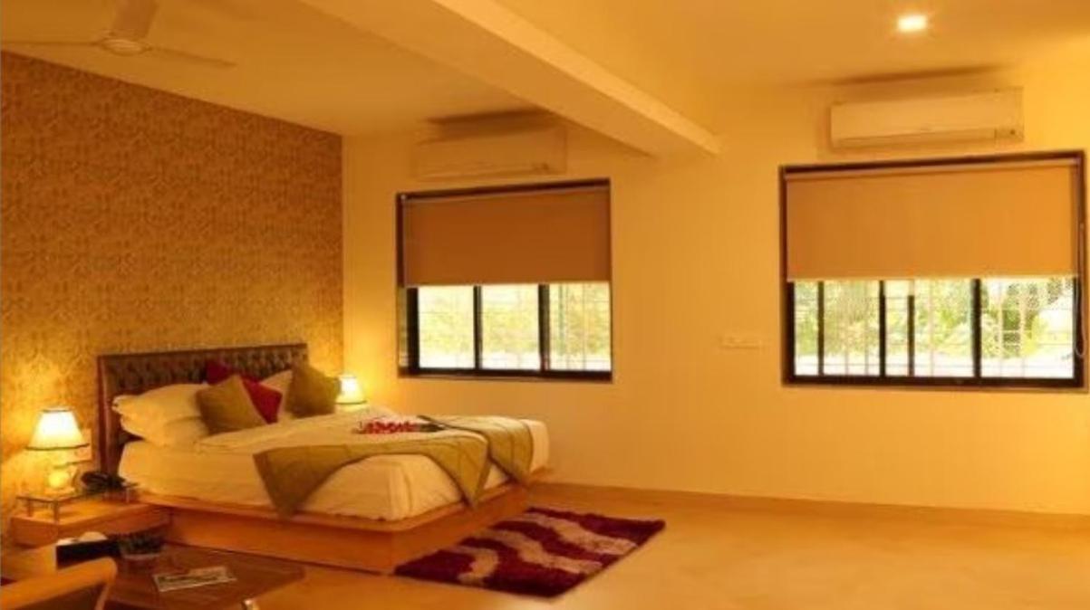 Meritas Seawind Beach Resort, Srīvardhan Екстериор снимка